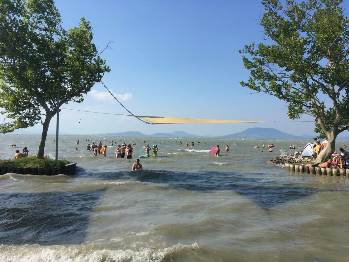 Balatoni Retro Villa Balatonfenyves Dış mekan fotoğraf